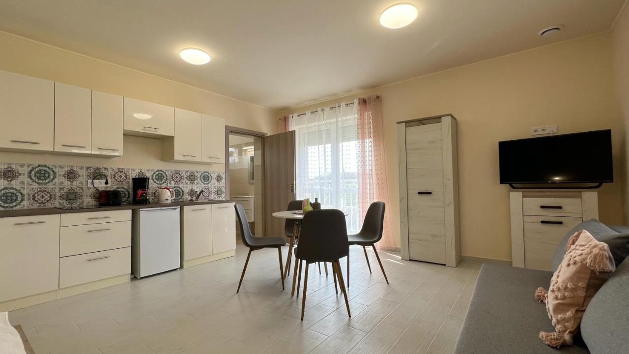 Gardencity Apartmanhaz Győr Eksteriør billede